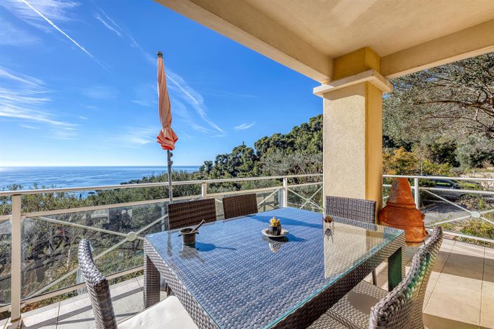 Image No.10-4 Bed House for sale