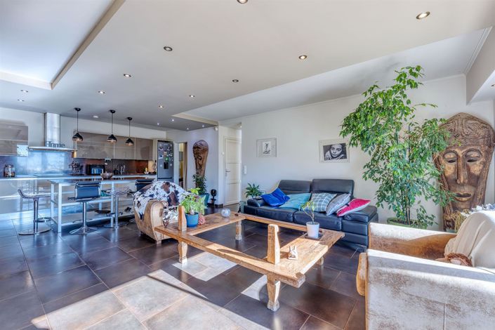 Image No.15-4 Bed House for sale