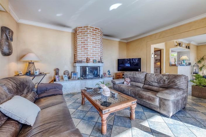 Image No.21-4 Bed House for sale