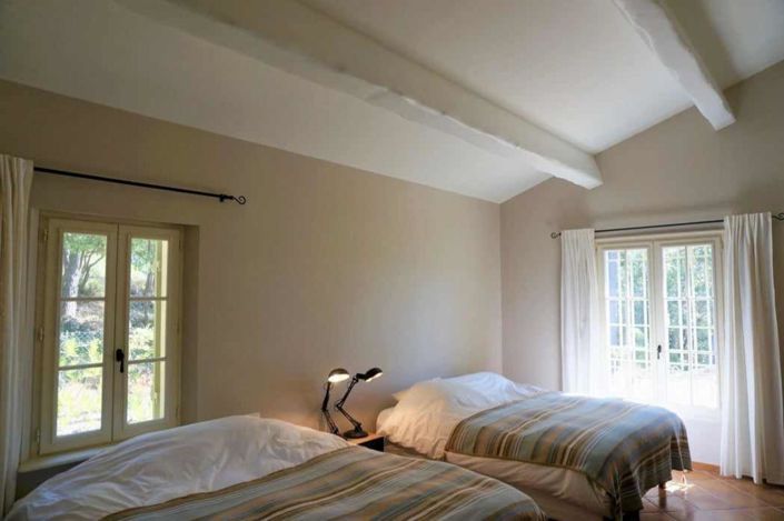 Image No.10-5 Bed House for sale