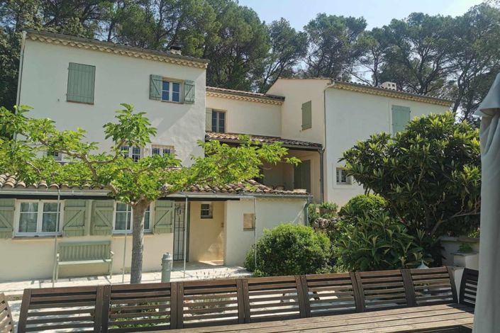 Image No.12-5 Bed House for sale