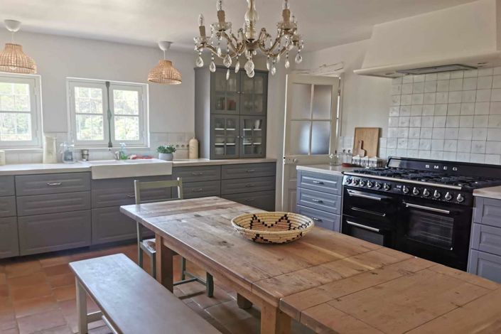 Image No.6-5 Bed House for sale