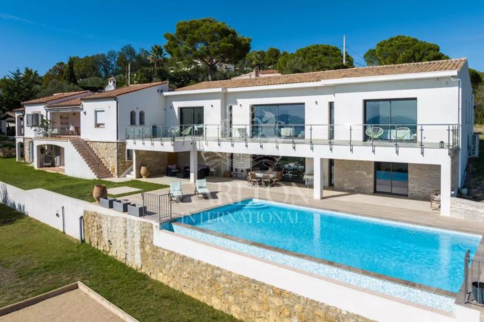 Image No.12-6 Bed House for sale