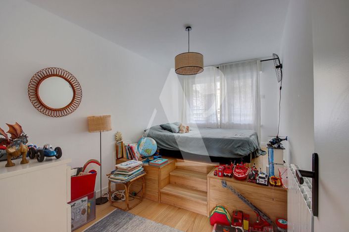 Image No.12-3 Bed Apartment for sale