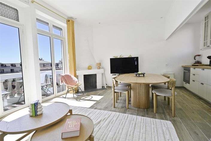 Image No.2-4 Bed Apartment for sale