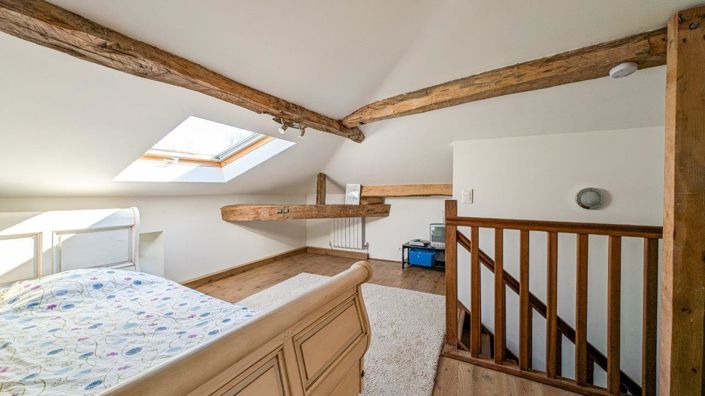 Image No.19-10 Bed House for sale