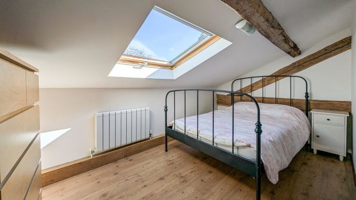 Image No.21-10 Bed House for sale