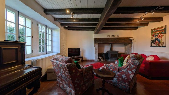 Image No.23-10 Bed House for sale