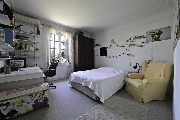 Image No.10-3 Bed House for sale