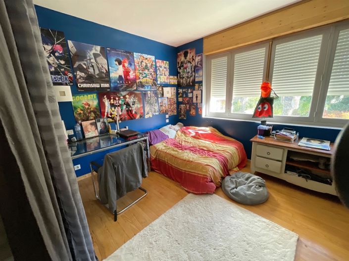 Image No.14-7 Bed House for sale