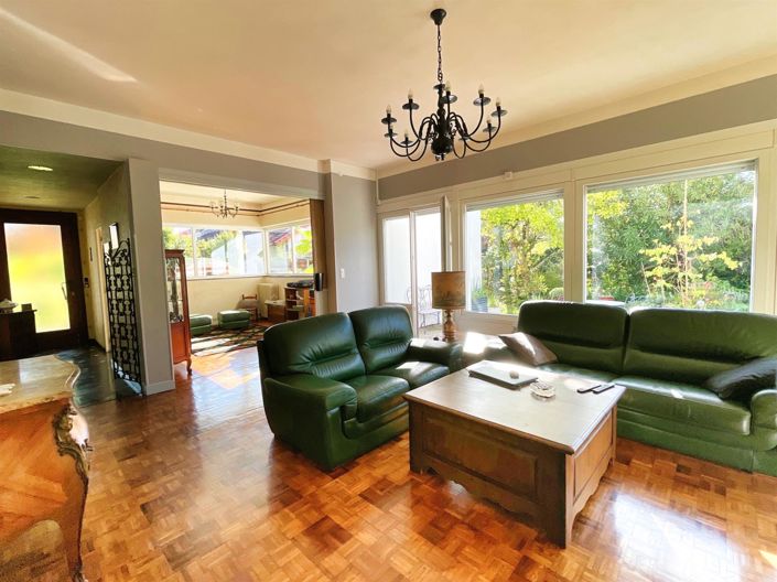 Image No.4-7 Bed House for sale