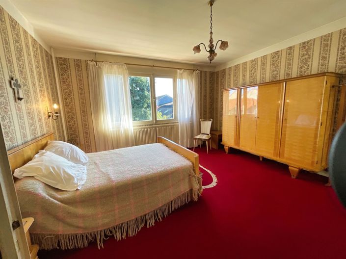 Image No.9-7 Bed House for sale