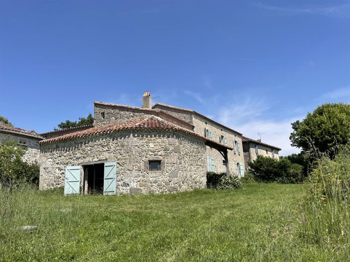 Image No.11-6 Bed House for sale