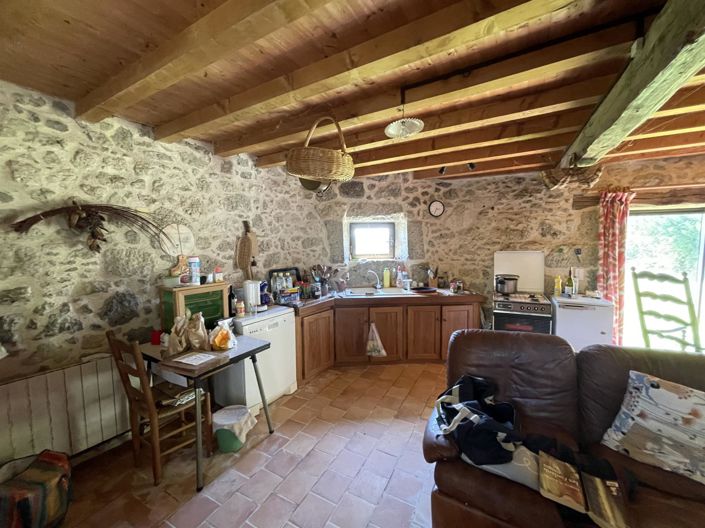 Image No.13-6 Bed House for sale