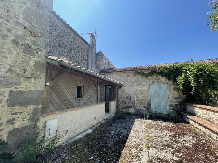 Image No.16-6 Bed House for sale