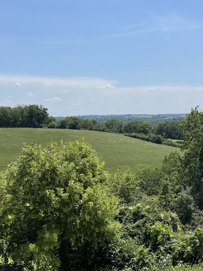 Image No.7-6 Bed House for sale