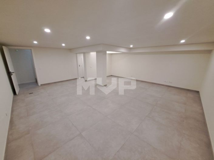 Image No.14-4 Bed House for sale