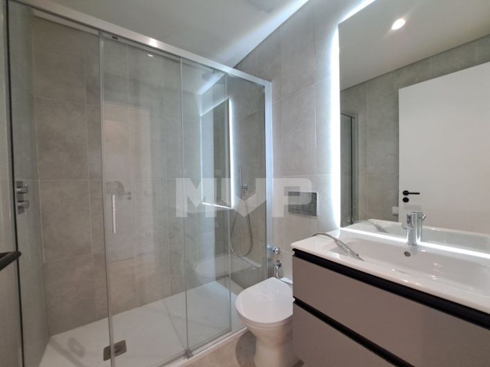 Image No.22-4 Bed House for sale