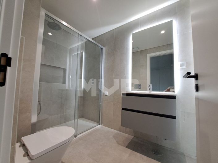 Image No.32-4 Bed House for sale