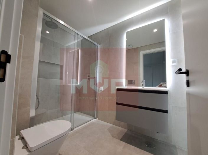 Image No.36-4 Bed House for sale