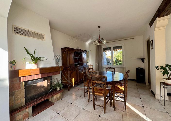 Image No.6-3 Bed House for sale