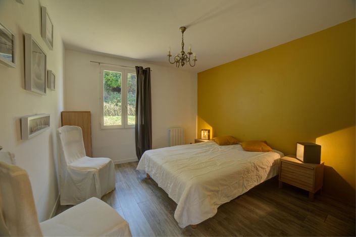 Image No.13-4 Bed House for sale