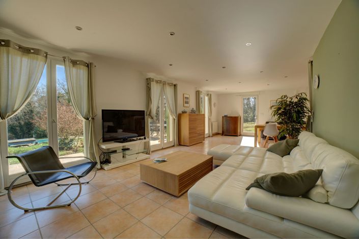 Image No.4-4 Bed House for sale