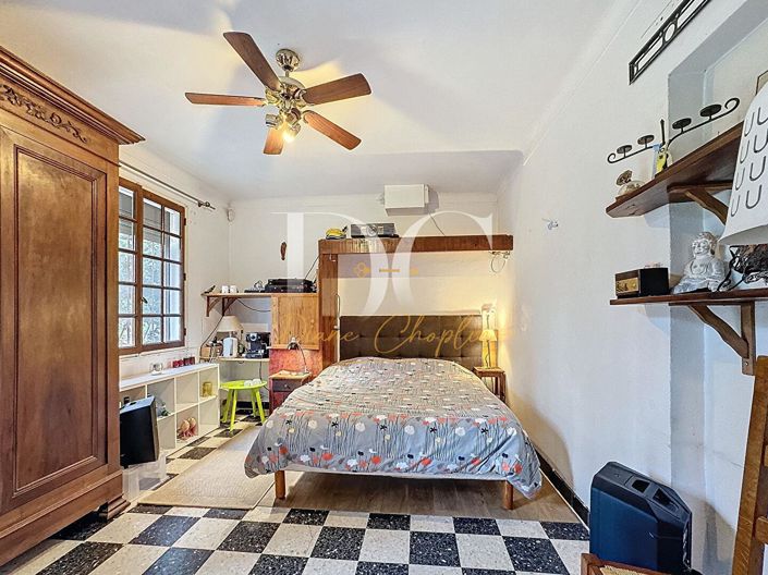 Image No.11-4 Bed House for sale