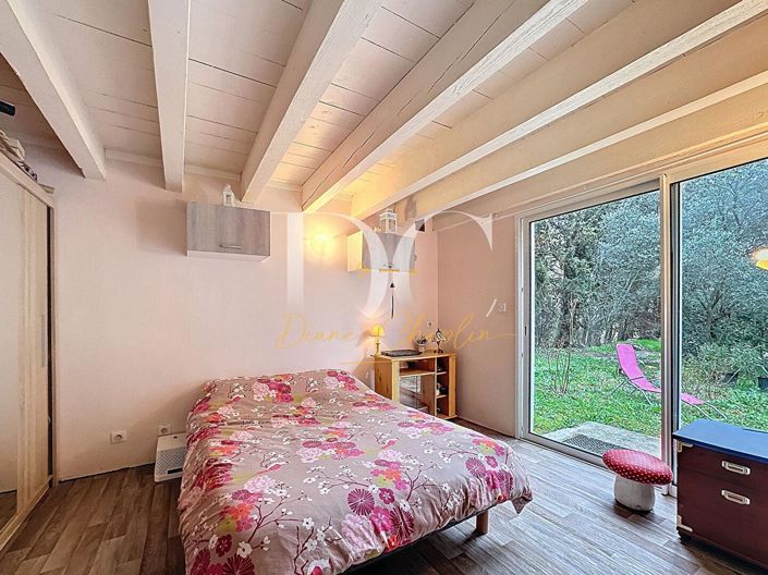 Image No.13-4 Bed House for sale