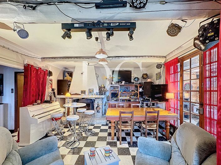 Image No.9-4 Bed House for sale