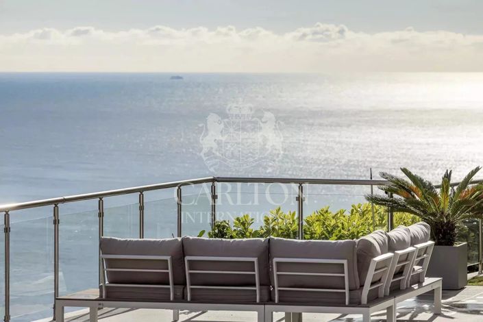 Image No.1-5 Bed House for sale