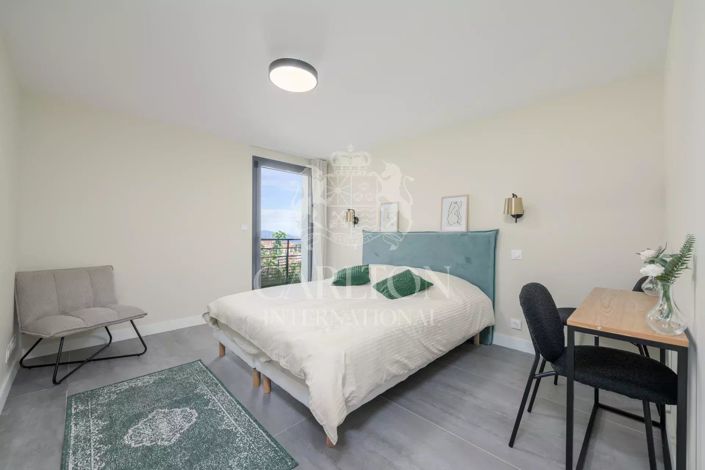 Image No.15-4 Bed House for sale