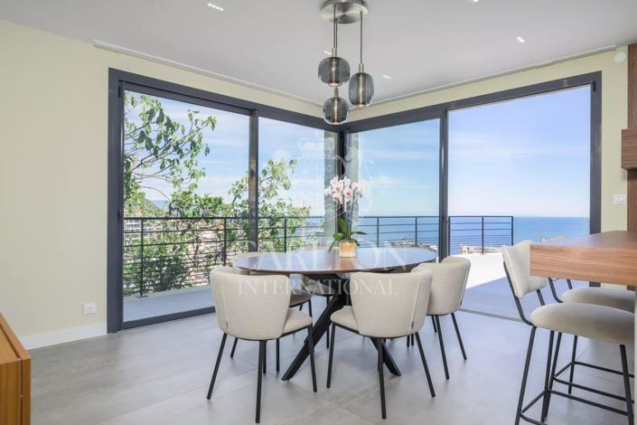 Image No.9-4 Bed House for sale