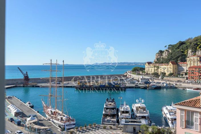 Image No.2-5 Bed Property for sale