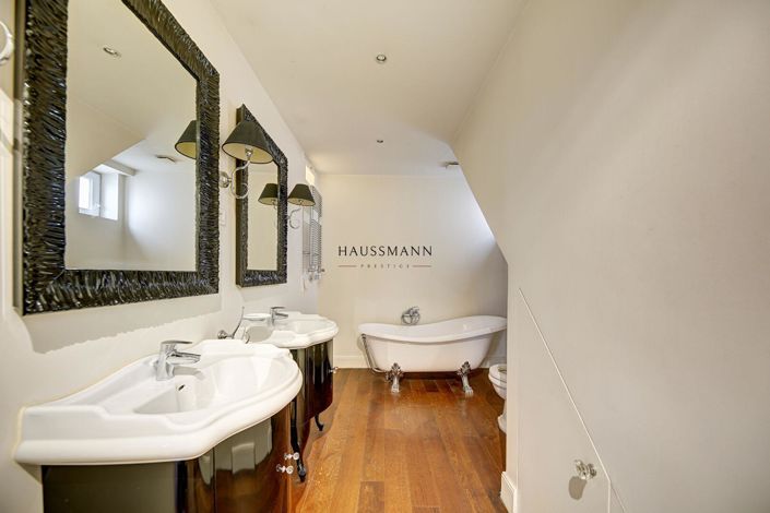 Image No.8-Propriété de 7 chambres à vendre à Neuilly-sur-Seine