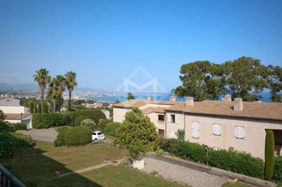 2 Bed Apartment for sale