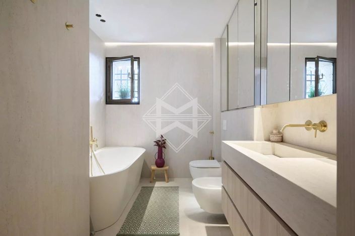 Image No.8-2 Bed Apartment for sale