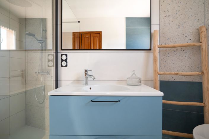 Image No.24-4 Bed House for sale