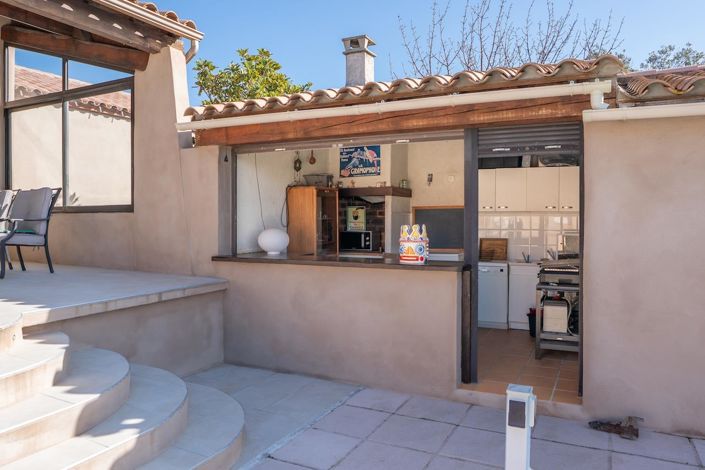 Image No.32-4 Bed House for sale