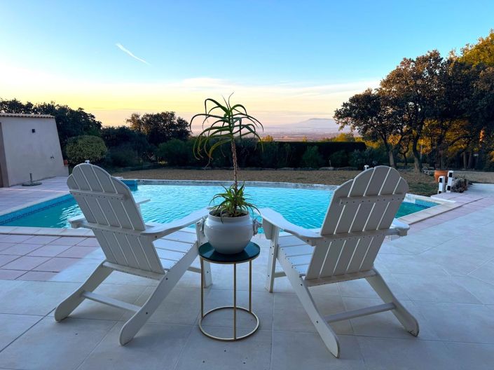 Image No.40-4 Bed House for sale