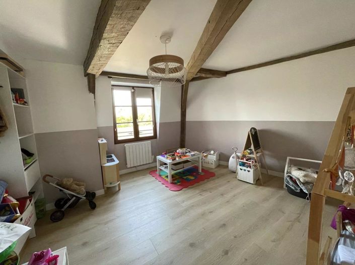 Image No.11-4 Bed House for sale