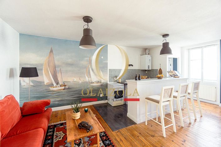 Image No.1-4 Bed Apartment for sale