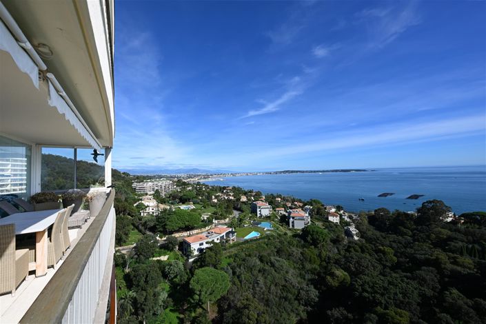 Image No.17-3 Bed Apartment for sale