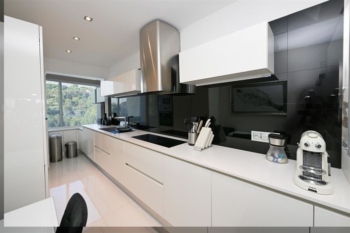 Image No.20-3 Bed Apartment for sale