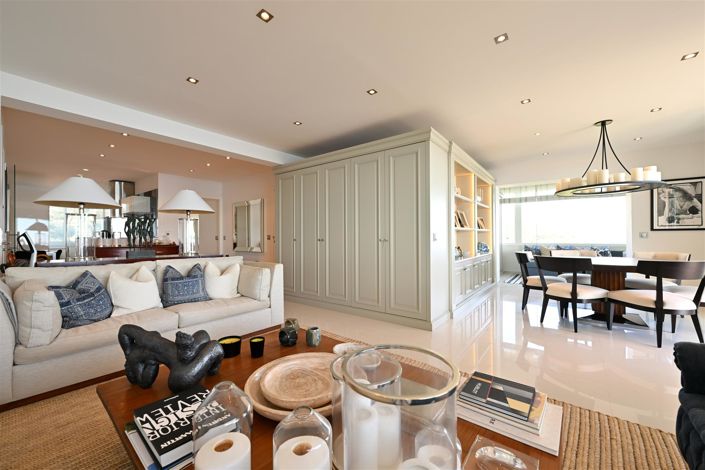 Image No.4-3 Bed Apartment for sale