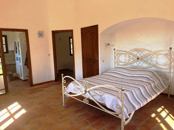 Image No.4-Maison de 1 chambre à vendre à La Garde-Freinet