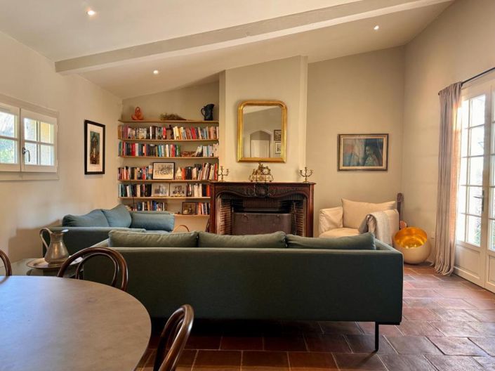 Image No.1-3 Bed House for sale