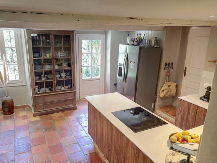 Image No.6-3 Bed House for sale