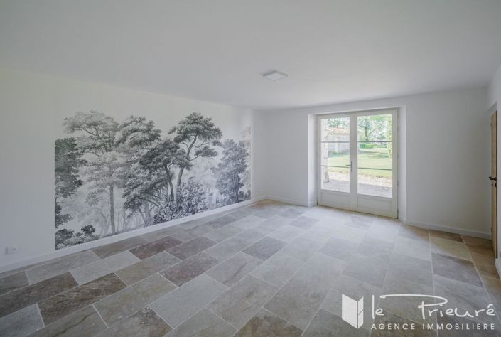 Image No.13-8 Bed House for sale