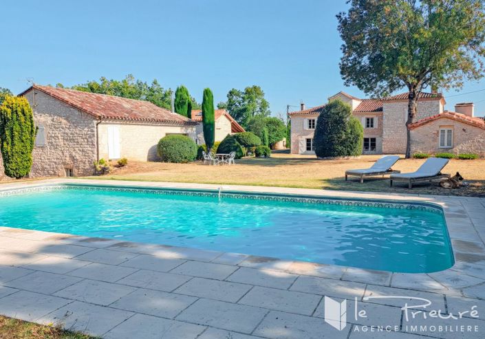 Image No.5-8 Bed House for sale